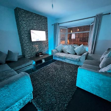 Luxproperties Бирмингам Екстериор снимка