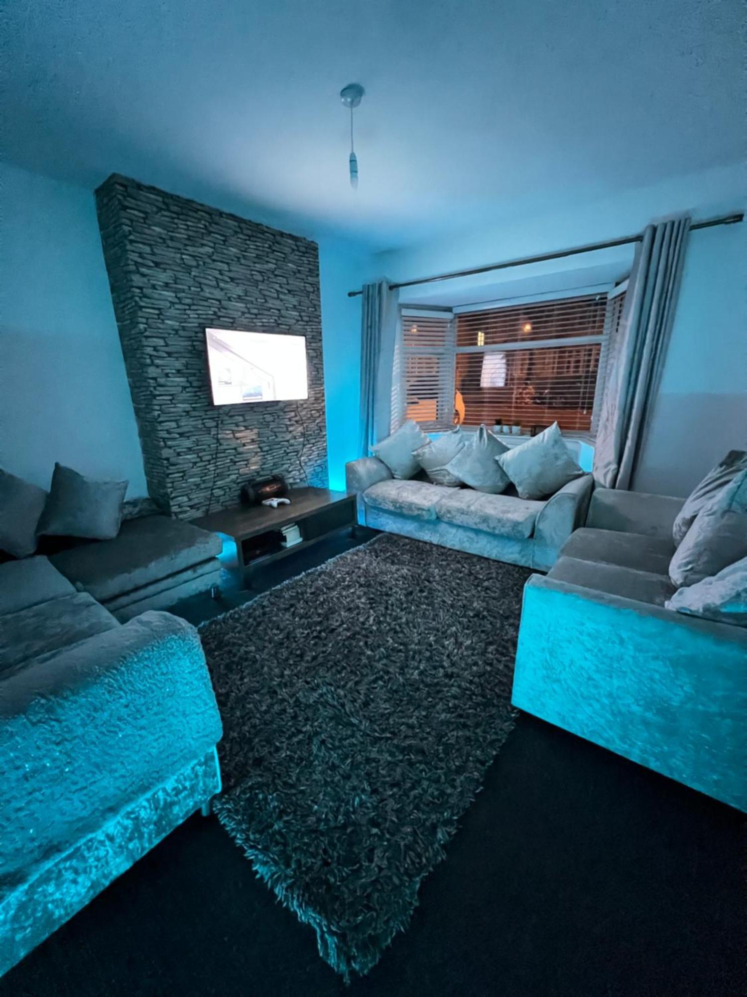 Luxproperties Бирмингам Екстериор снимка